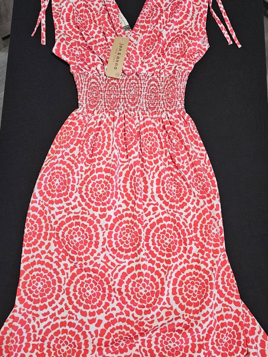 Jon & Anna Dresses & Skirts - Jon & Anna Womens Red Floral Smocked Waist Dress